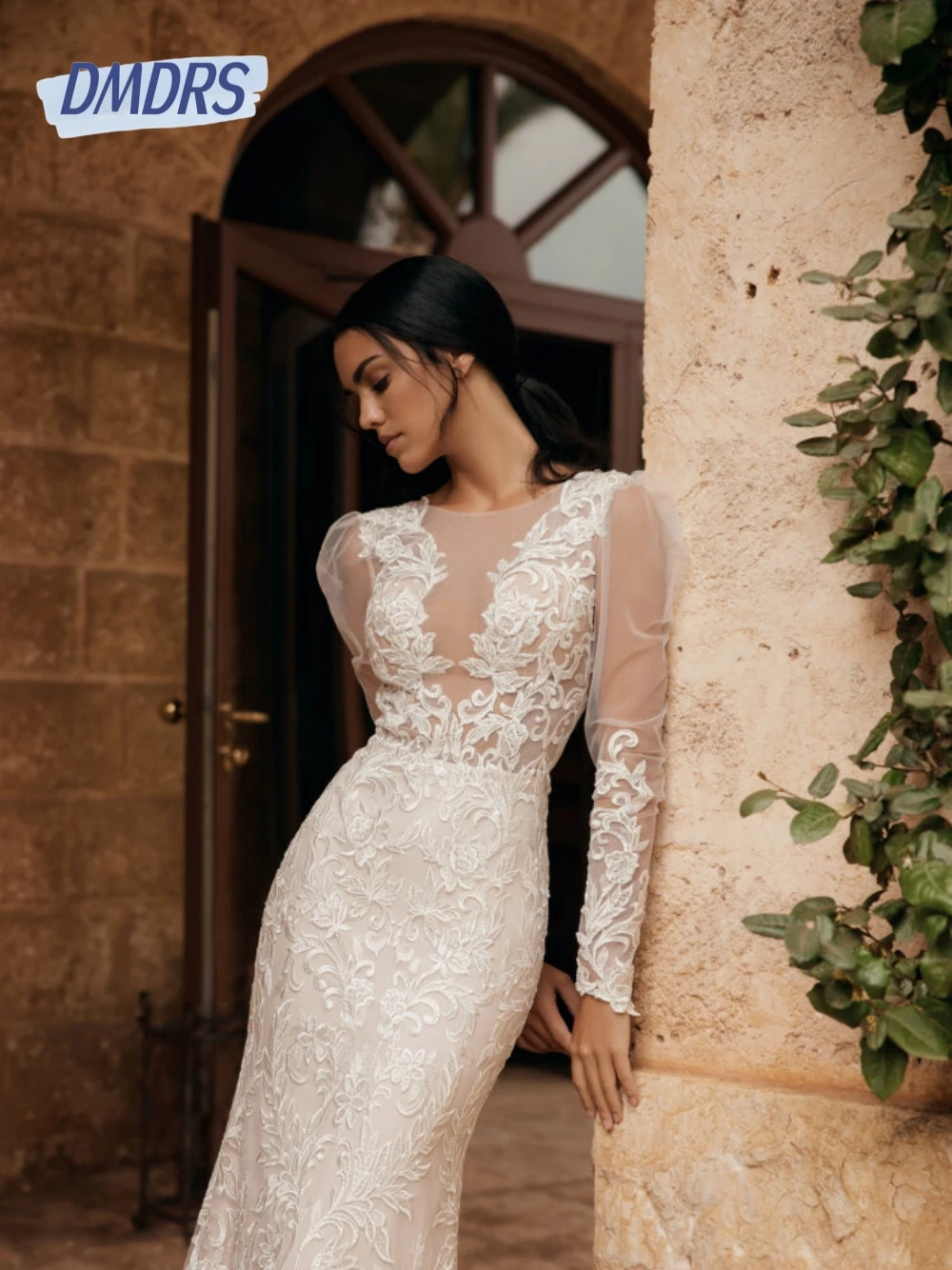 Graceful Lace O Neck Long Wedding Dress Romantic Illusion Sleeves 2025 Backless Gorgeous Customized Classy Women Bridal Gown
Graceful Lace O Neck Long Wedding Dress Romantic Illusion Sleeves 2025 Backless Gorgeous Customized Classy Women Bridal Gown