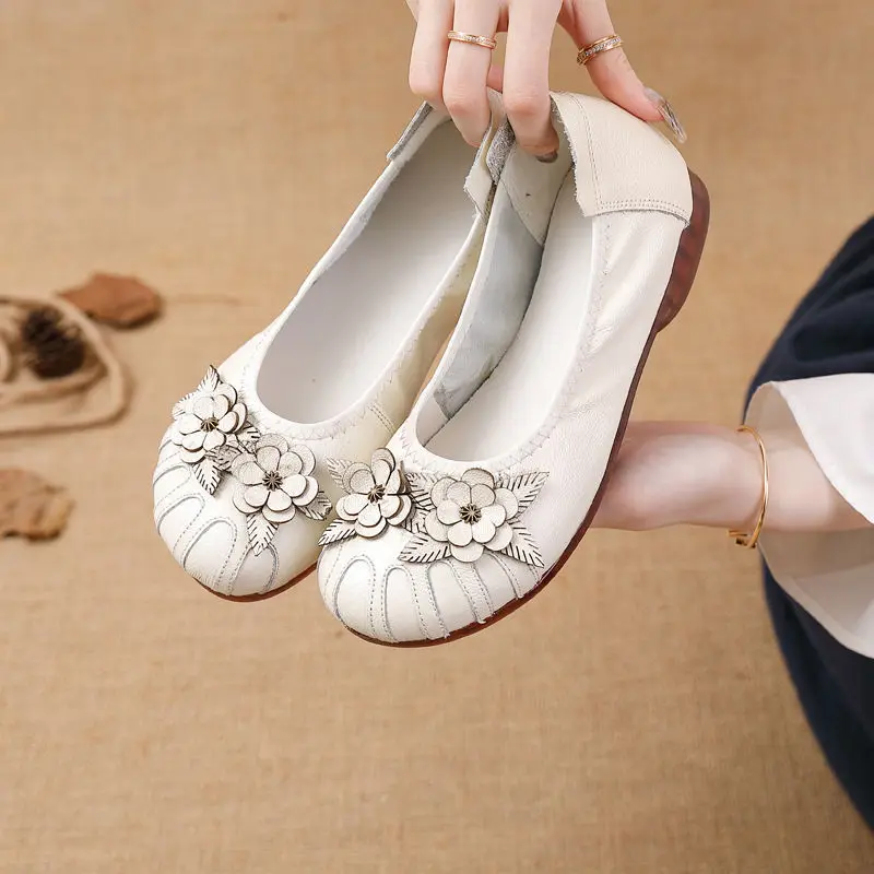 New Real Cow Leather Ballet Flats Woman Slim Foot Shoes Ladies Vintage Floral Moccasins Woman Luxury Flattie Beige Slip On Shoes
New Real Cow Leather Ballet Flats Woman Slim Foot Shoes Ladies Vintage Floral Moccasins Woman Luxury Flattie Beige Slip On Shoes