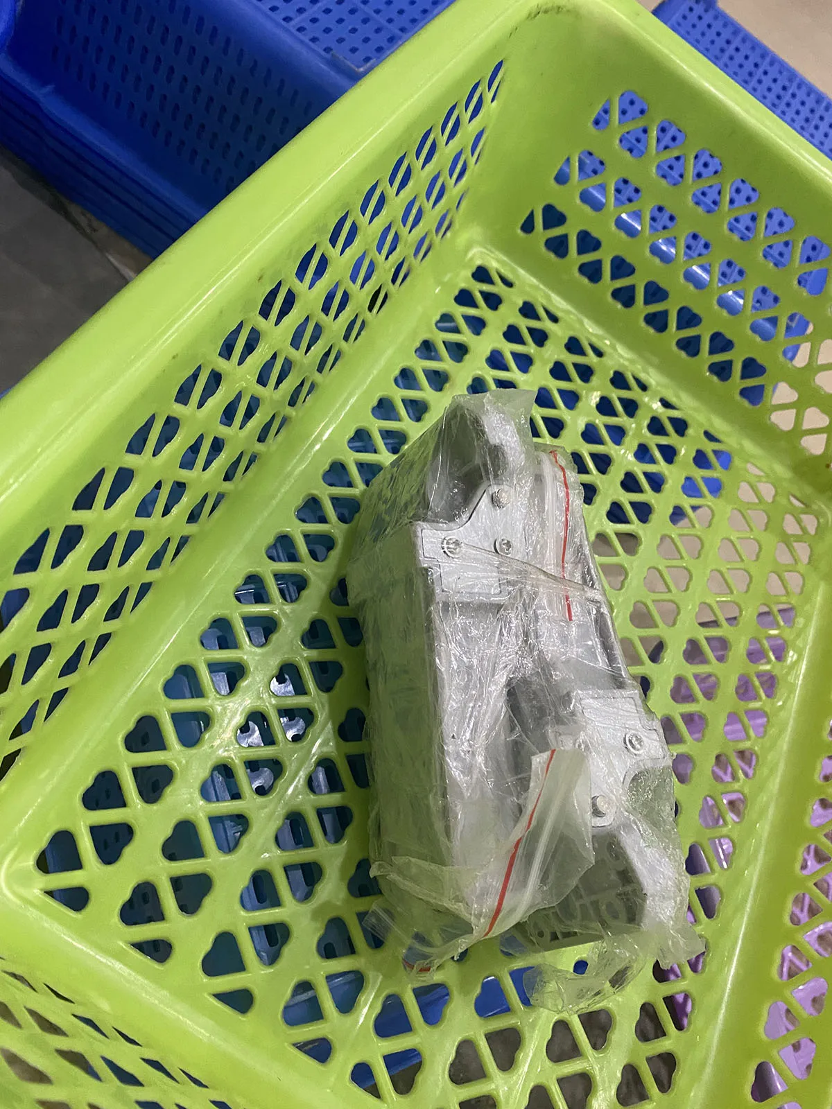 1 комплект шарнира ADF в сборе CQ819-60011 для HP LaserJet Enterprise 700 Color M725 M775 MFP M725dn M725f M725z M775dn M775
1 комплект шарнира ADF в сборе CQ819-60011 для HP LaserJet Enterprise 700 Color M725 M775 MFP M725dn M725f M725z M775dn M775