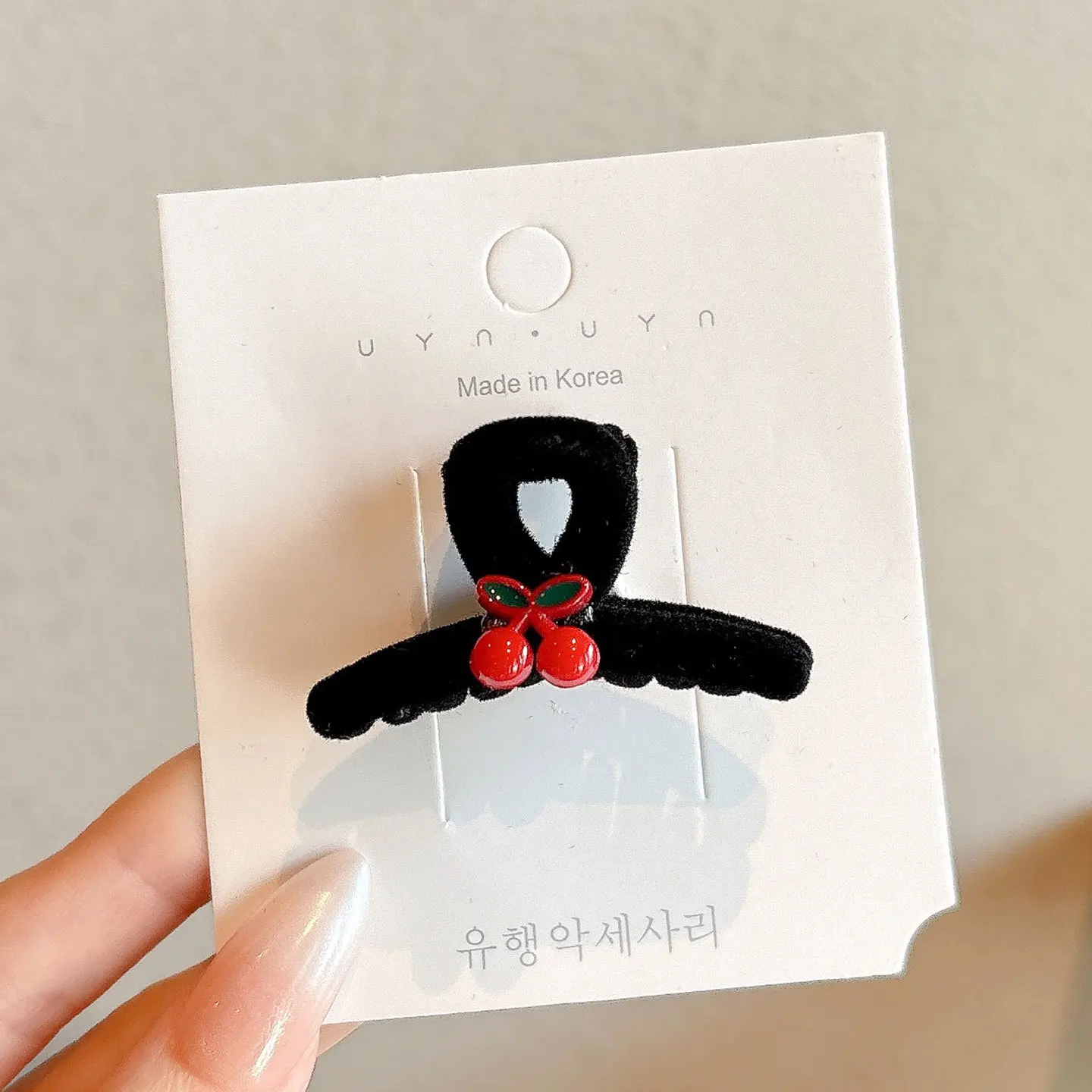 High-End Metal Niche Design Autumn and Winter Hair Clips for Girls, Cute Ins-Style Hairpins, Children's Elegant Wholesale Hair Clips
High-End Metal Niche Design Autumn and Winter Hair Clips for Girls, Cute Ins-Style Hairpins, Children's Elegant Wholesale Hair Clips