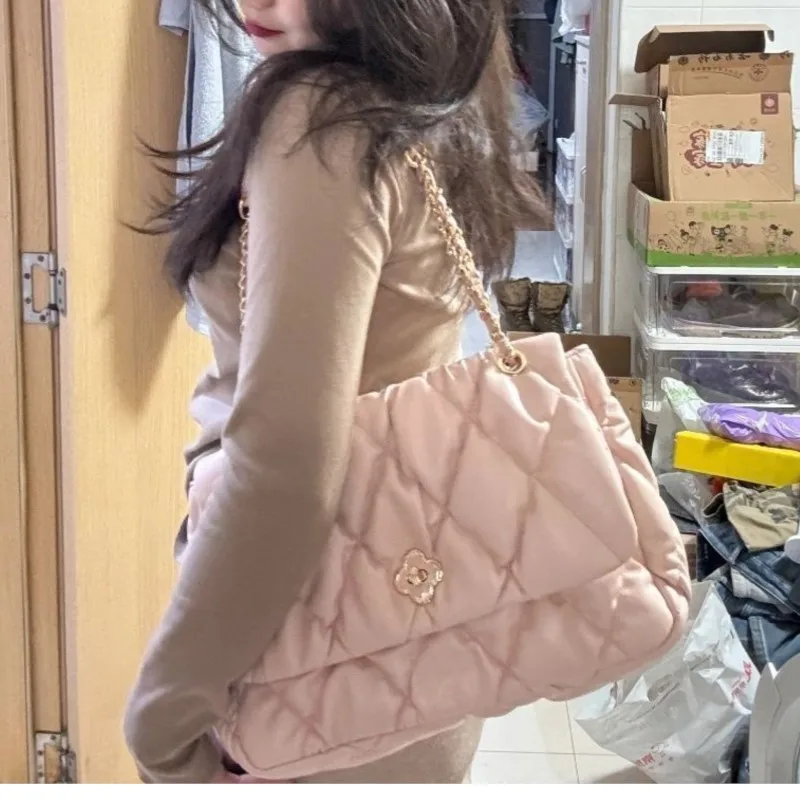 Women Pink Quilted Chain Bag Y2K Leather Shoulder Crossbody Purse Chic Underarm Handbag Large Capacity
Women Pink Quilted Chain Bag Y2K Leather Shoulder Crossbody Purse Chic Underarm Handbag Large Capacity