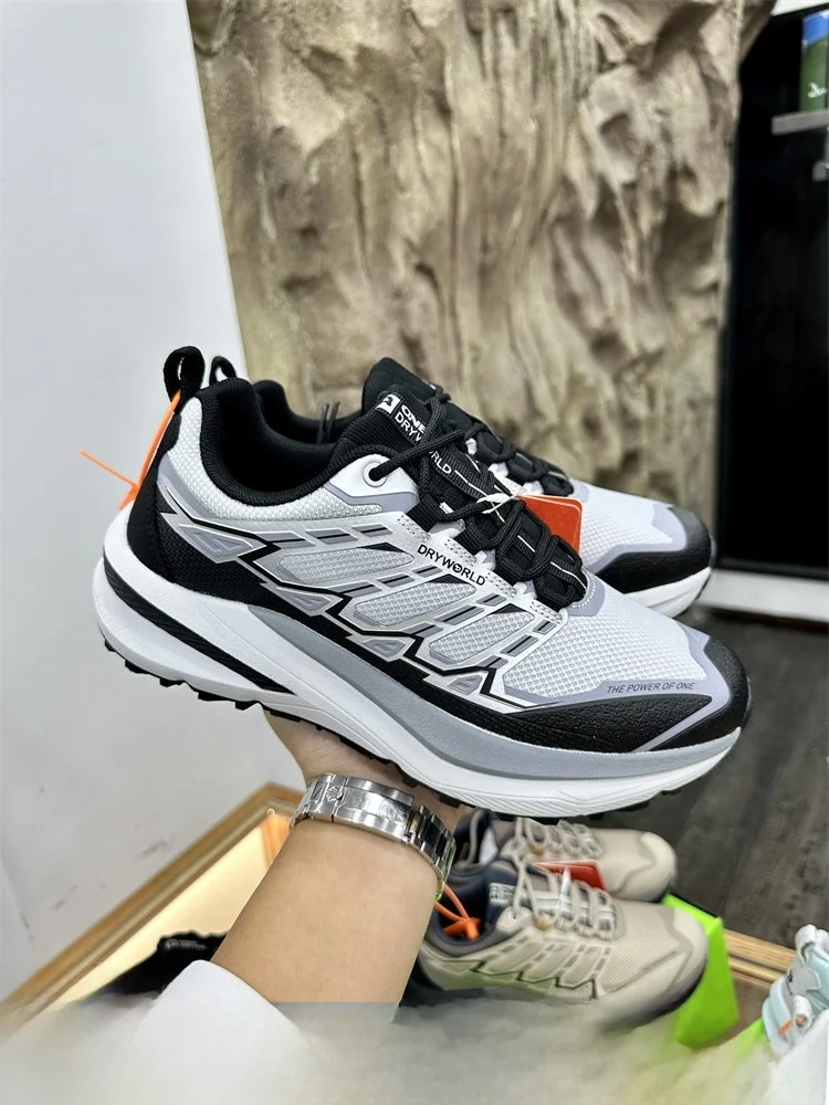 High-Intensity Breathable Outdoor Running Shoes Anti-Slip Large Bottom All-Terrain Off-Road Couples Style Sports Sneakers
High-Intensity Breathable Outdoor Running Shoes Anti-Slip Large Bottom All-Terrain Off-Road Couples Style Sports Sneakers