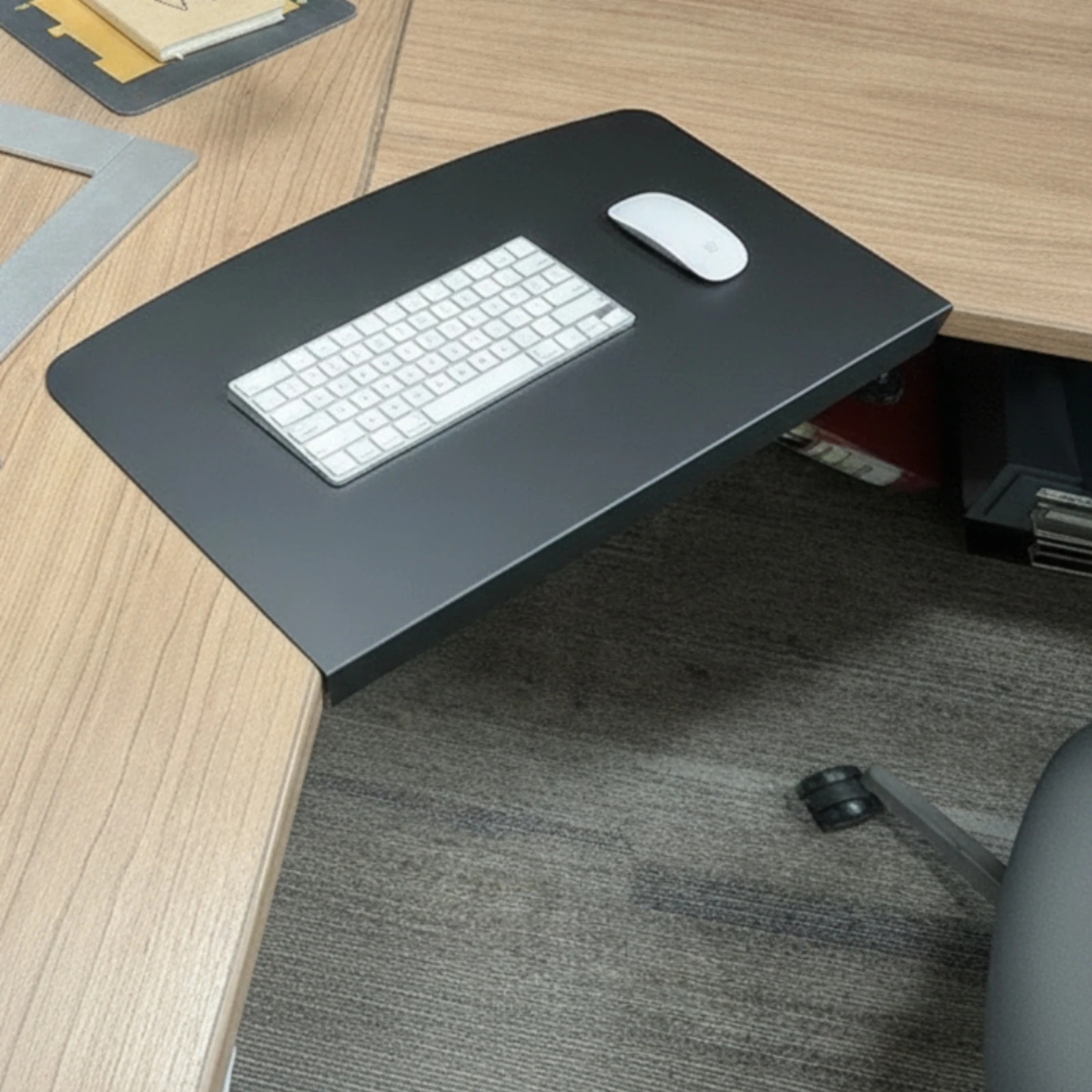Clamp-on Desk Corner Connector Space-Saving Corner Desk Connector with Clamp Heavy-Duty Flat for Telecommuting Workers
Clamp-on Desk Corner Connector Space-Saving Corner Desk Connector with Clamp Heavy-Duty Flat for Telecommuting Workers