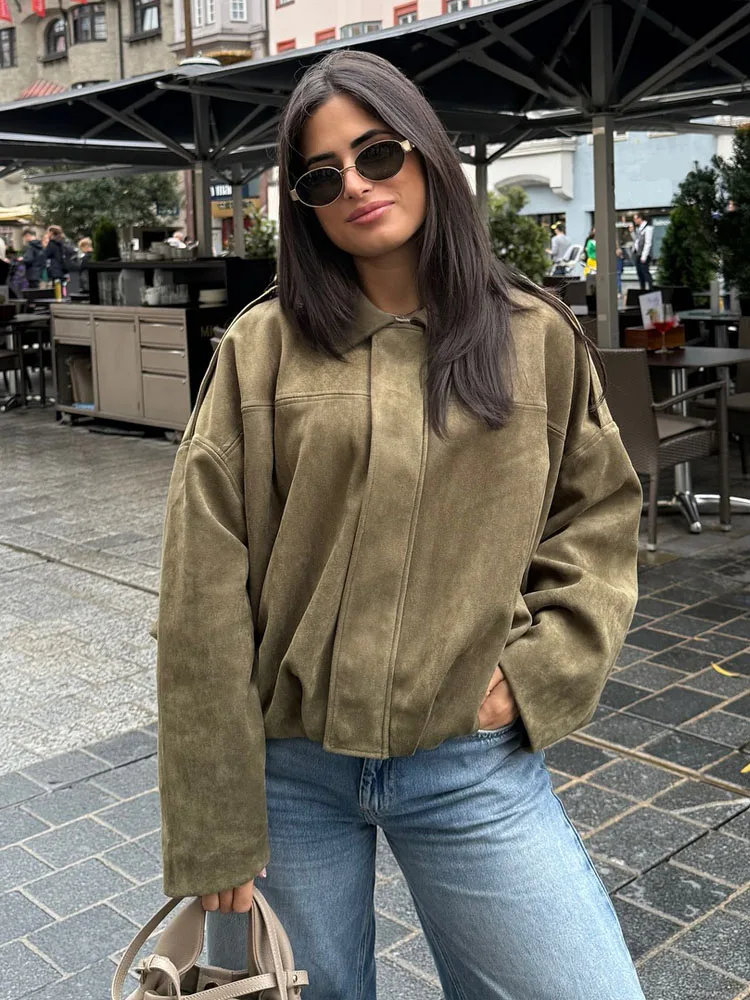 HH Women's Suede Texture Jacket High Street Long Sleeve Turn-Down Collar Elastic Zipper Button Solid Spring Trendy Coat
HH Women's Suede Texture Jacket High Street Long Sleeve Turn-Down Collar Elastic Zipper Button Solid Spring Trendy Coat