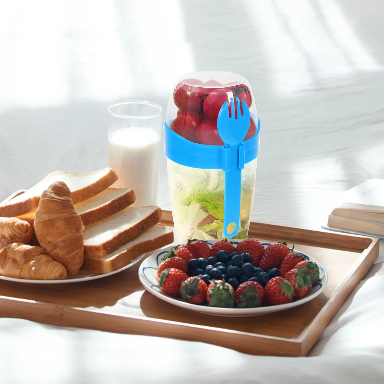 Salad Portable Plastic Shaker Large Capacity Double Layer Vegetable Cup Blue Salad Cup With Fork Reusable Safe
Salad Portable Plastic Shaker Large Capacity Double Layer Vegetable Cup Blue Salad Cup With Fork Reusable Safe