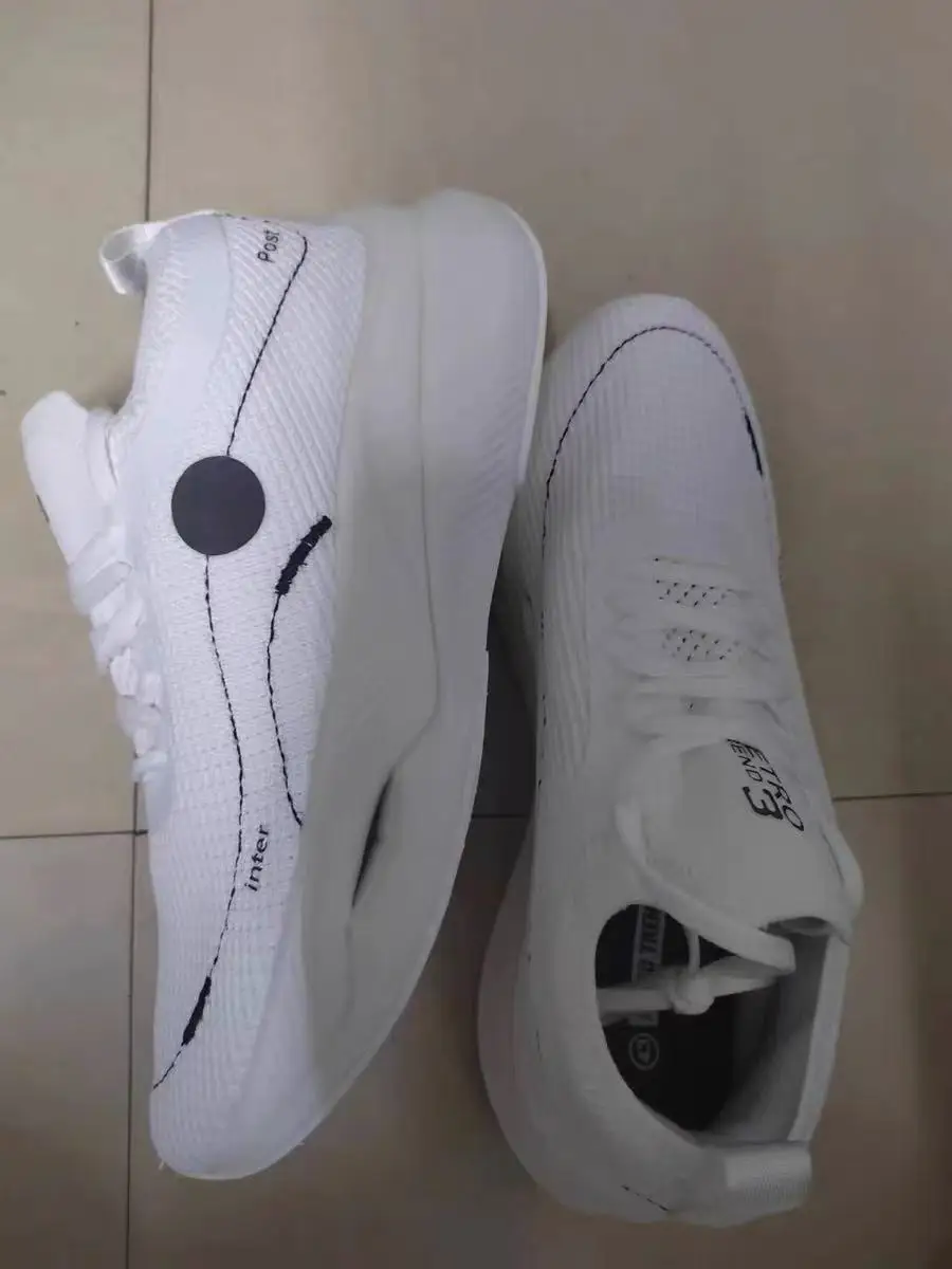 Men's trainers, high-top casual shoes, lightweight women's shoes, fashionable hip-hop walking shoes.
Men's trainers, high-top casual shoes, lightweight women's shoes, fashionable hip-hop walking shoes.