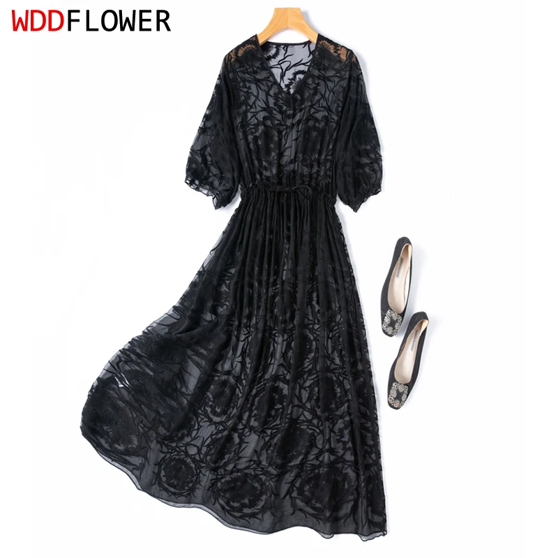 Women Silk Dress 100% Mulberry Silk Half-transparent Black Embroidery Silk V Neck Short Sleeve Belted Waist Midi Dress M1398
Women Silk Dress 100% Mulberry Silk Half-transparent Black Embroidery Silk V Neck Short Sleeve Belted Waist Midi Dress M1398