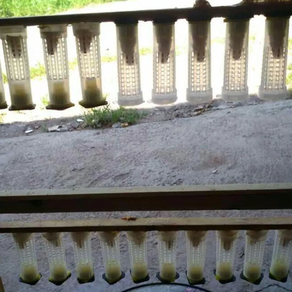 20pcs Plastic Bee Cage Bee Breeding Equipment Ventilated Mesh Protector Safe Transport Tool For Beekeeping Supplies Farm
20pcs Plastic Bee Cage Bee Breeding Equipment Ventilated Mesh Protector Safe Transport Tool For Beekeeping Supplies Farm