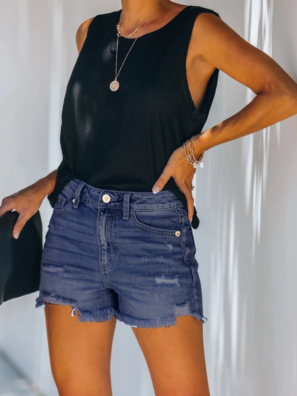 Women's Stretch Denim Shorts 2024, Vintage Washed Blue Ripped Hot Pants, Mid Waist Frayed Hem Straight Leg Summer Shorts
Women's Stretch Denim Shorts 2024, Vintage Washed Blue Ripped Hot Pants, Mid Waist Frayed Hem Straight Leg Summer Shorts