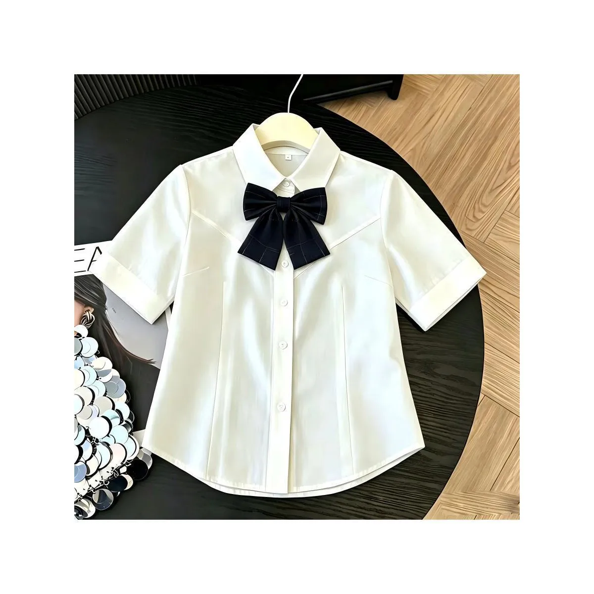 plus Size Women's School Uniform Style White Shirt Slimming Waist Short Sleeve V-Neck Casual Fashion Student Top for plus Size
plus Size Women's School Uniform Style White Shirt Slimming Waist Short Sleeve V-Neck Casual Fashion Student Top for plus Size