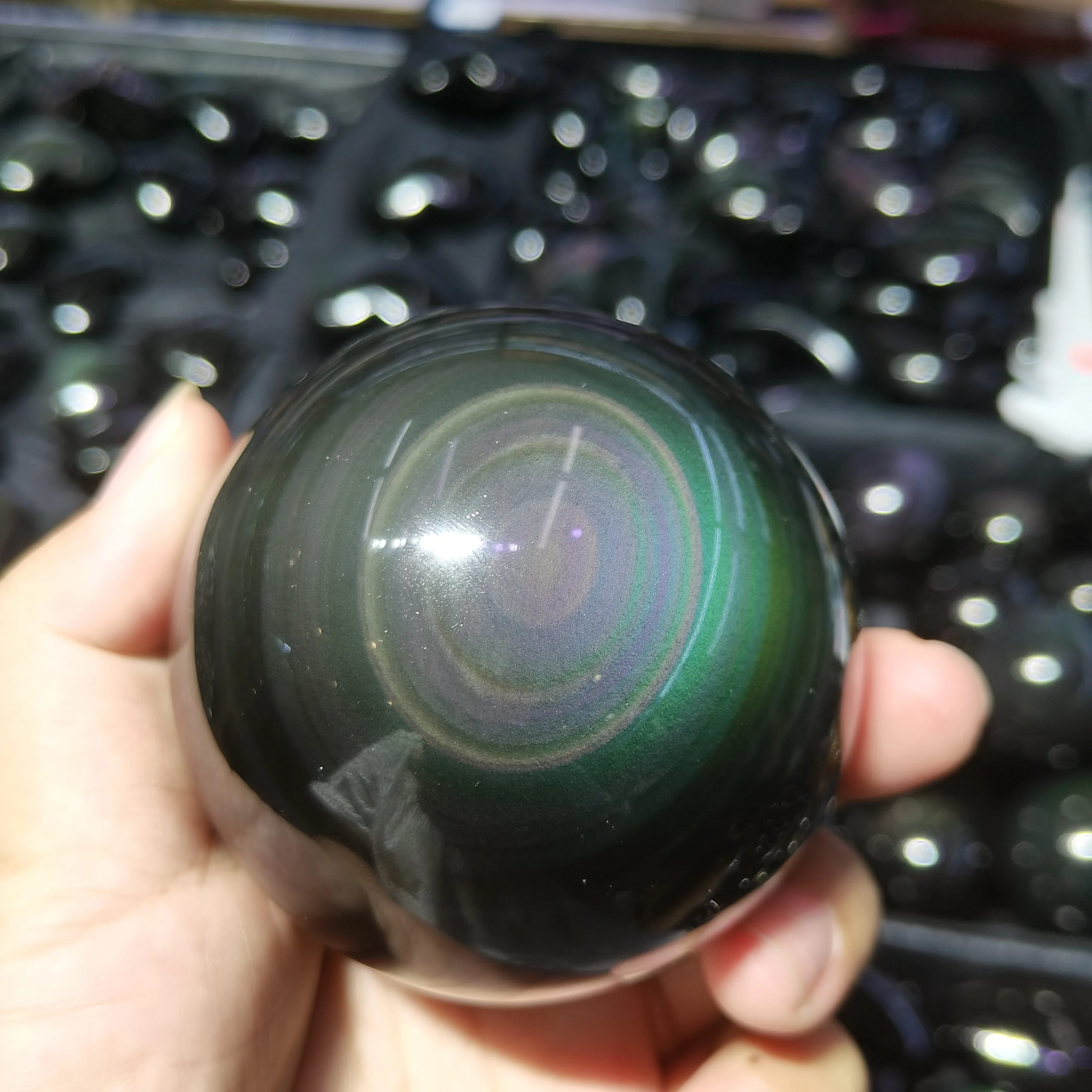 Rainbow Cat Eye Black Obsidian Energy Crystal Ball Natural Quartz Gemstone Meditation Healing Gift Stone Home Decoration
Rainbow Cat Eye Black Obsidian Energy Crystal Ball Natural Quartz Gemstone Meditation Healing Gift Stone Home Decoration