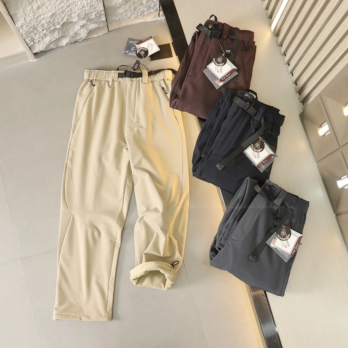 Waterproof Fce Lined Thiened 3D Tailored Men's Casual Pants Autumn Winter Soft ell Men's Anti Spla Lightweight Trousers
Waterproof Fce Lined Thiened 3D Tailored Men's Casual Pants Autumn Winter Soft ell Men's Anti Spla Lightweight Trousers