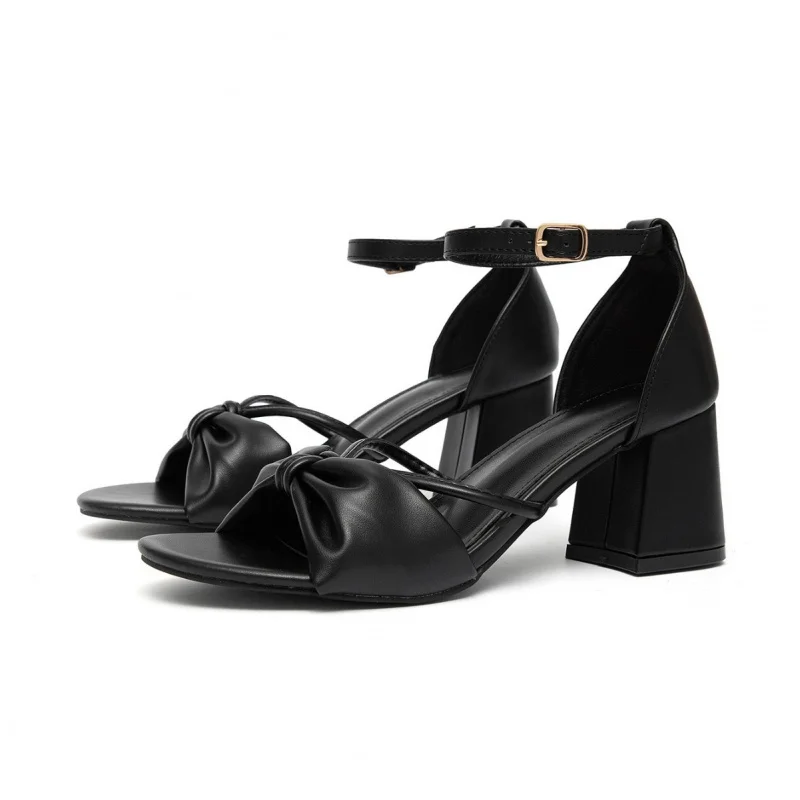 Women's Shoes 2026 Summer New Thick-Heeled Sandals with Buckle Design Classic Versatile Fashionable Evening Women's Shoes
Women's Shoes 2026 Summer New Thick-Heeled Sandals with Buckle Design Classic Versatile Fashionable Evening Women's Shoes