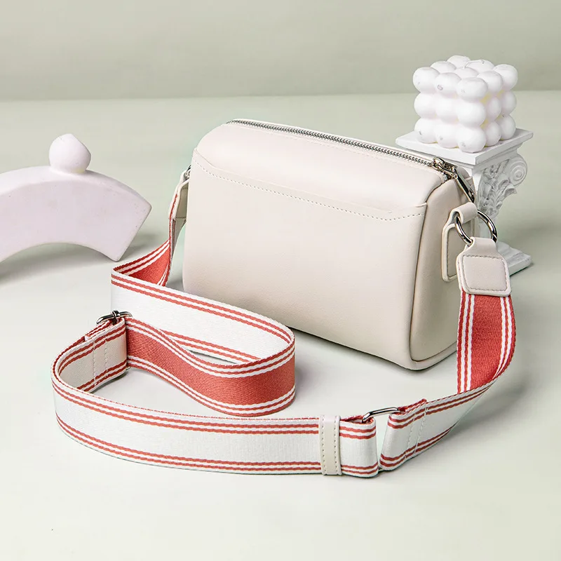 Korean Style Women Satchel Bags Fashion Female Shoulder Bags Ladies Crossbody Bag Retro Women Sling Bags
Korean Style Women Satchel Bags Fashion Female Shoulder Bags Ladies Crossbody Bag Retro Women Sling Bags