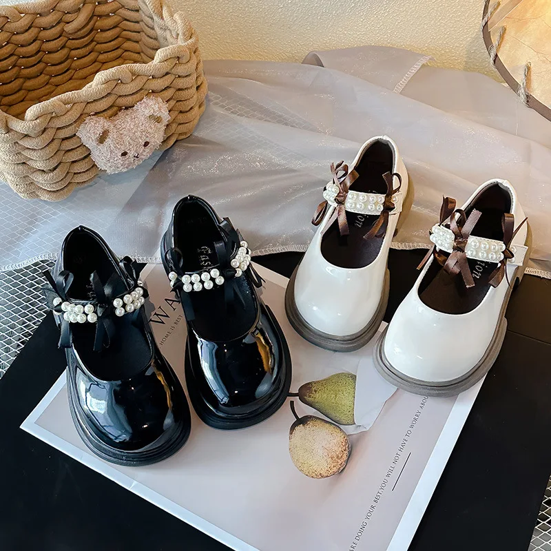 Girls' Shoes 2025 New Spring and Autumn Single Shoes Zhongda Children Fashion Performance Shoes
Girls' Shoes 2025 New Spring and Autumn Single Shoes Zhongda Children Fashion Performance Shoes