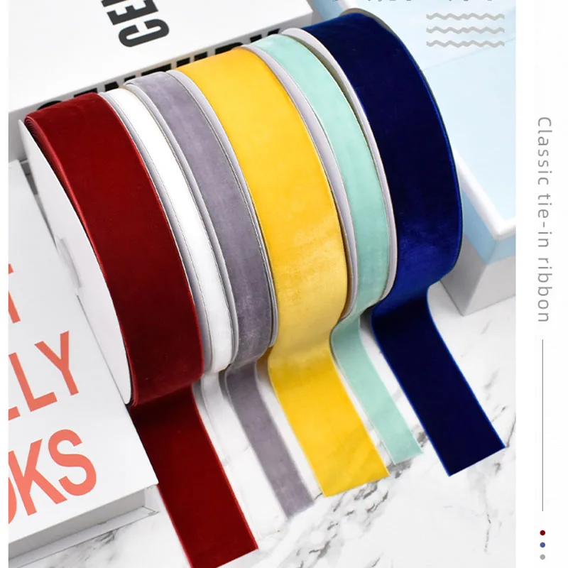 Velvet Ribbon 1/2/2.5/3.8cm wide 50/200Yard per roll Christmas new year hair bowtie gift bouquet pack F Wedding Birthday party
Velvet Ribbon 1/2/2.5/3.8cm wide 50/200Yard per roll Christmas new year hair bowtie gift bouquet pack F Wedding Birthday party