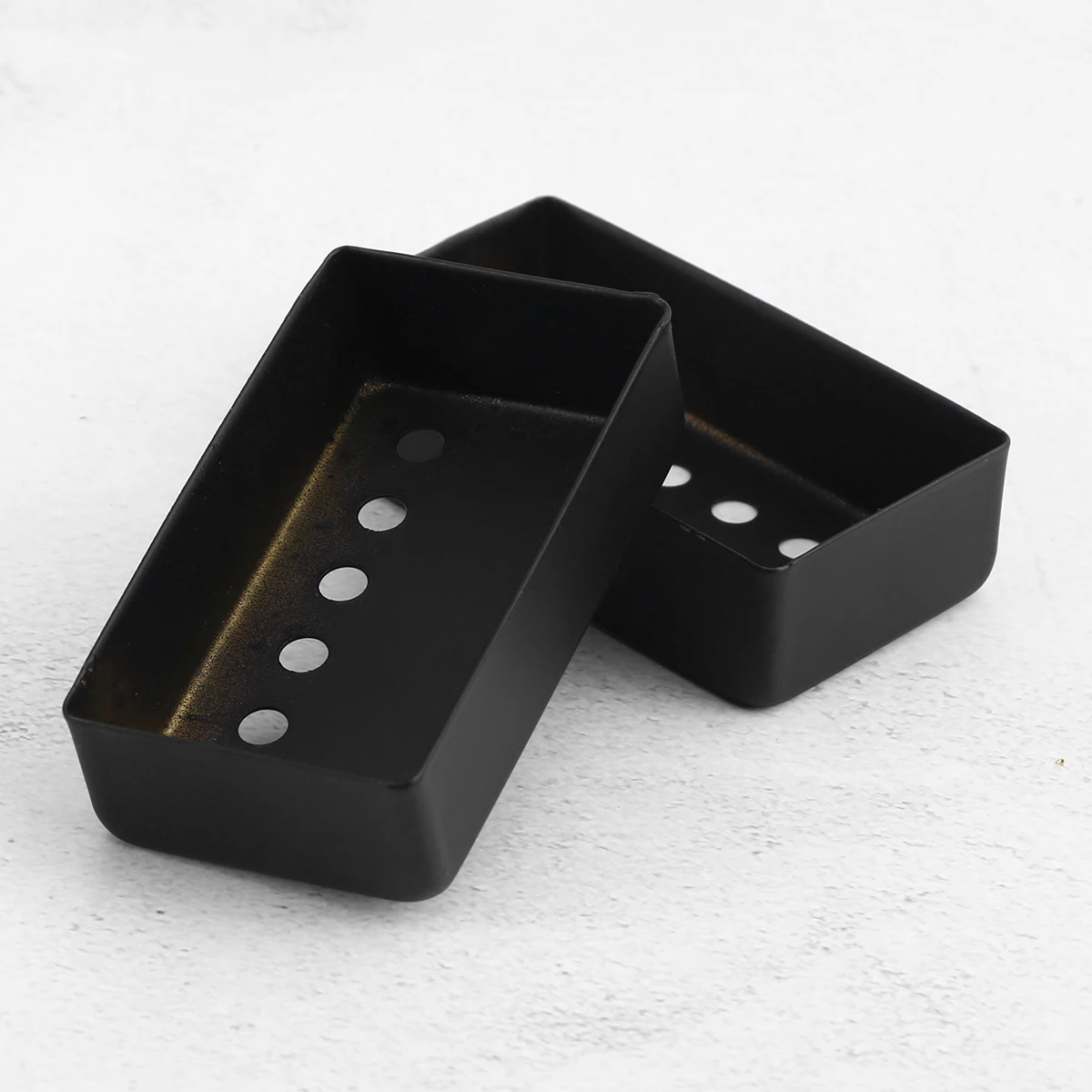 2pcs Metal Double Coil Pickup Covers For Style Electric Chrome Plated 6-Hole Golden Guitar Accessories Pickup Cover Set Black
2pcs Metal Double Coil Pickup Covers For Style Electric Chrome Plated 6-Hole Golden Guitar Accessories Pickup Cover Set Black