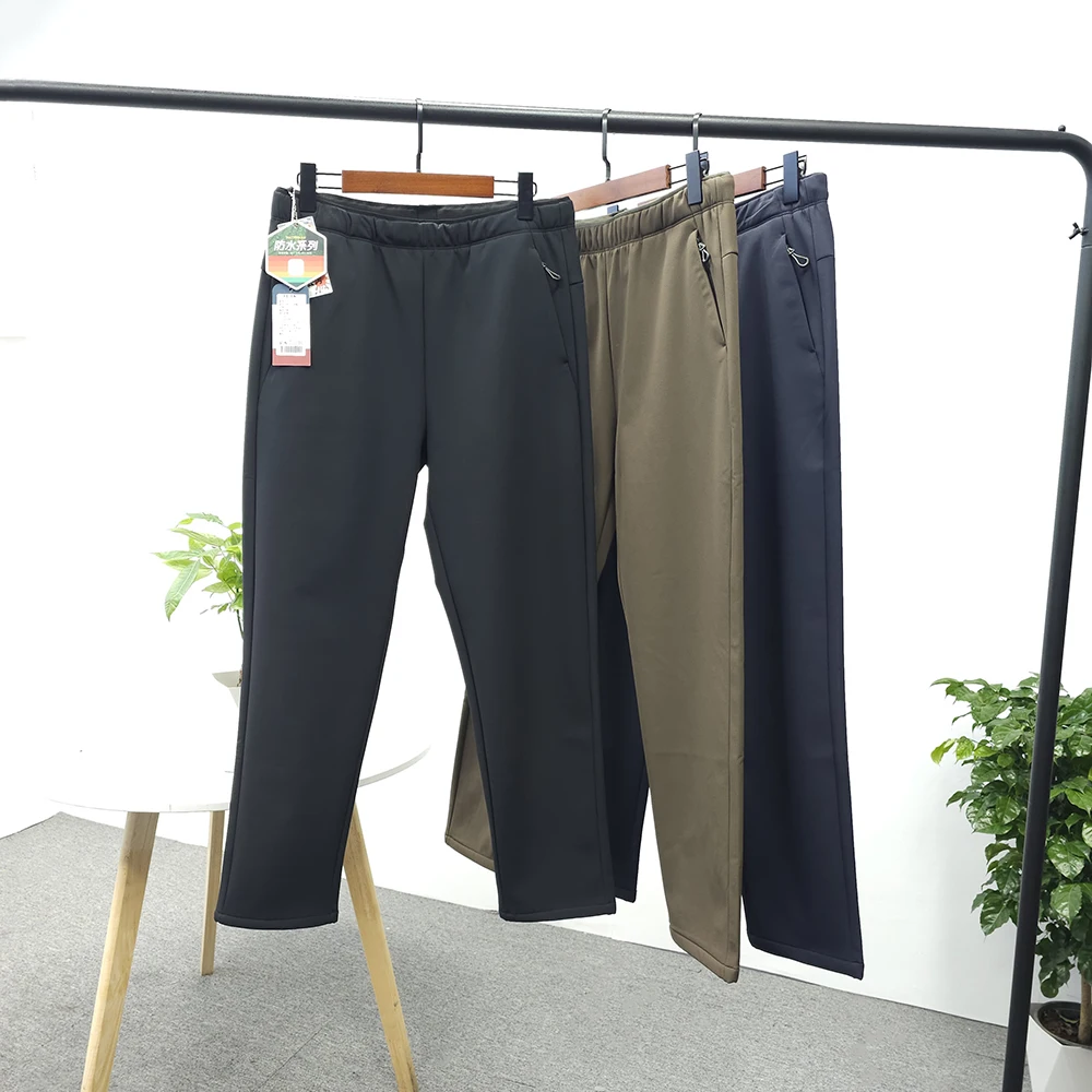 Водонепроницаемые ветрозащитные брюки с флисовой подкладкой, эластичным поясом, прямым кроем, утепленные, мягкие, повседневные, для мужчин, для активного отдыха зимой
Водонепроницаемые ветрозащитные брюки с флисовой подкладкой, эластичным поясом, прямым кроем, утепленные, мягкие, повседневные, для мужчин, для активного отдыха зимой