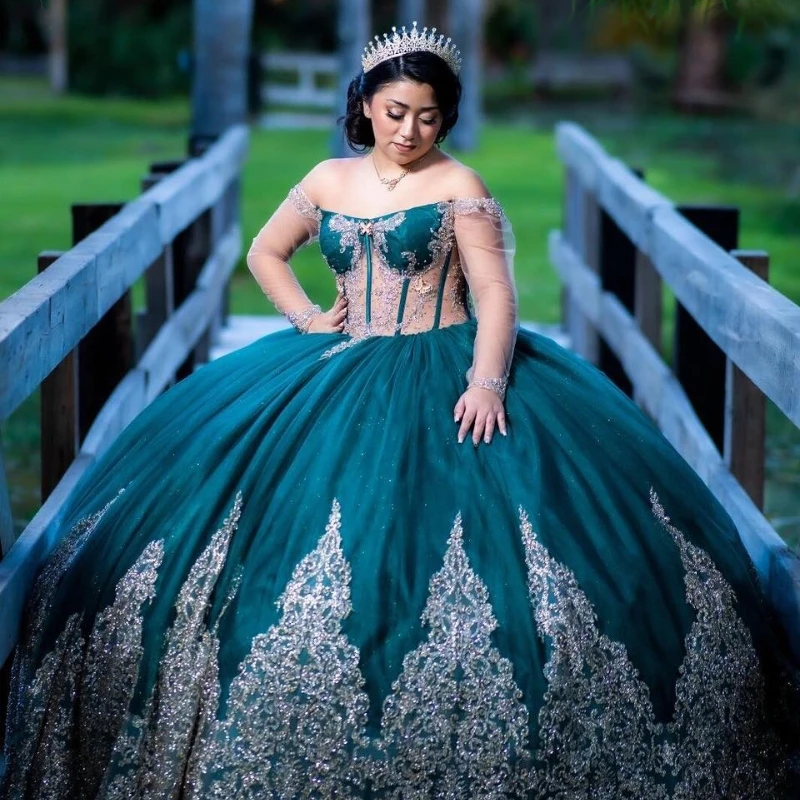 Изумрудно-зеленое бальное платье с открытыми плечами, платья для Quinceanera 2024, вышитые бисером аппликации, милые платья для дня рождения 16, бальное платье
Изумрудно-зеленое бальное платье с открытыми плечами, платья для Quinceanera 2024, вышитые бисером аппликации, милые платья для дня рождения 16, бальное платье