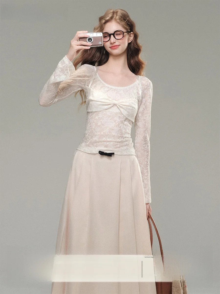 Galaxy Eternal Clouds Home Lace Knitted Top And Long Pleated Skirt Spring Autumn Set Versatile Fashionable Women's Outfit
Galaxy Eternal Clouds Home Lace Knitted Top And Long Pleated Skirt Spring Autumn Set Versatile Fashionable Women's Outfit