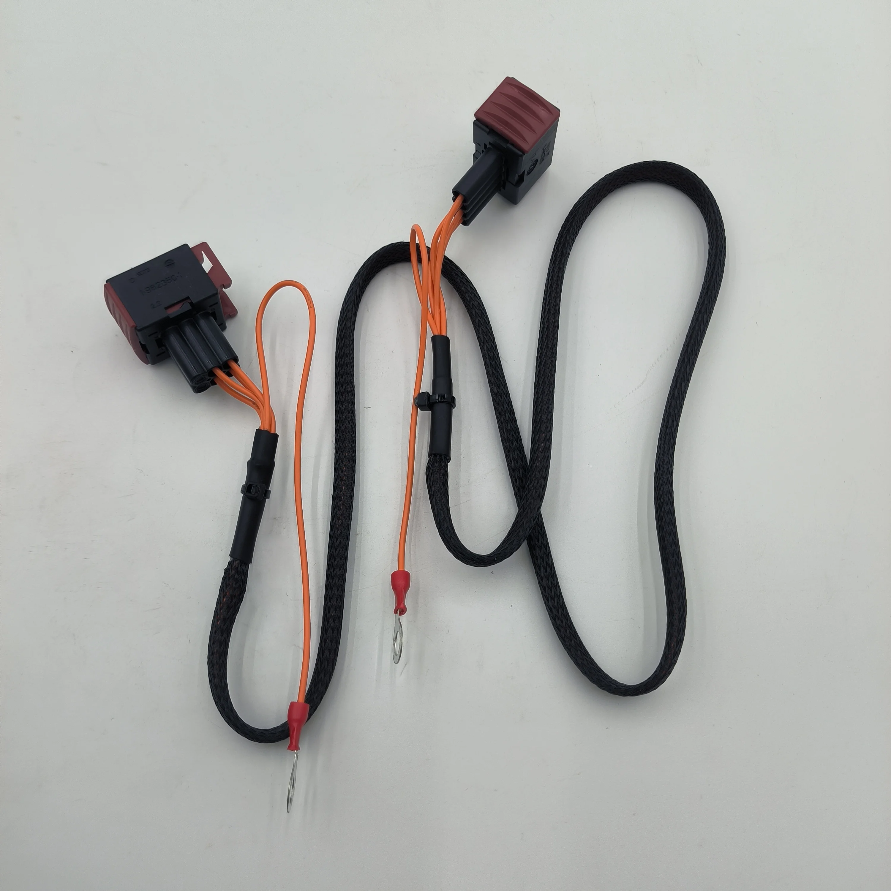 Steering Handle Control Cable 51076188, Suitable for Jungheinrich Forklift Parts
Steering Handle Control Cable 51076188, Suitable for Jungheinrich Forklift Parts