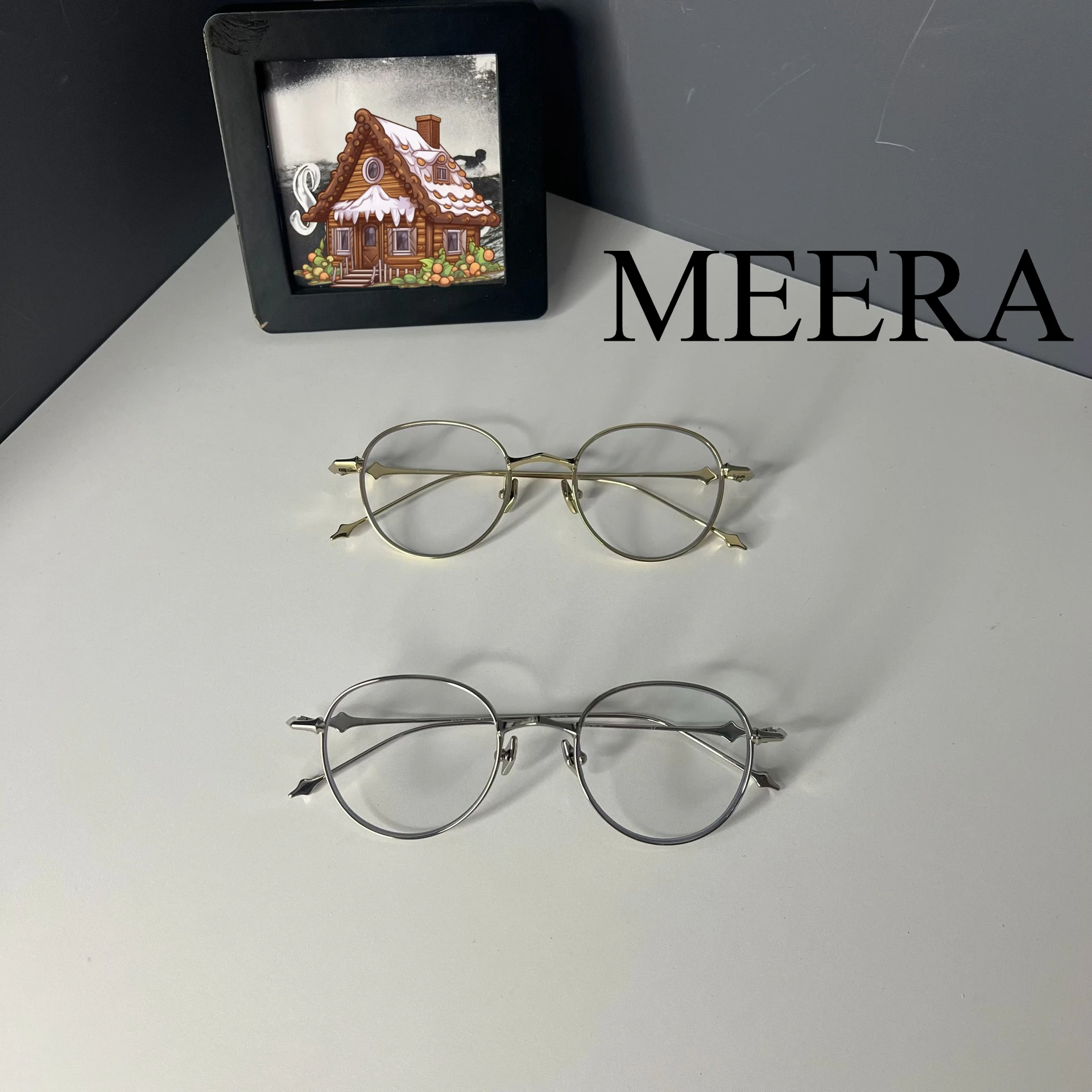 Korea EP Luxury Ultra-Light Titanium Round GM Eyeglasses Designer Men Women Optical Glasses Myopia Student Eyewear Silver Gold
Korea EP Luxury Ultra-Light Titanium Round GM Eyeglasses Designer Men Women Optical Glasses Myopia Student Eyewear Silver Gold