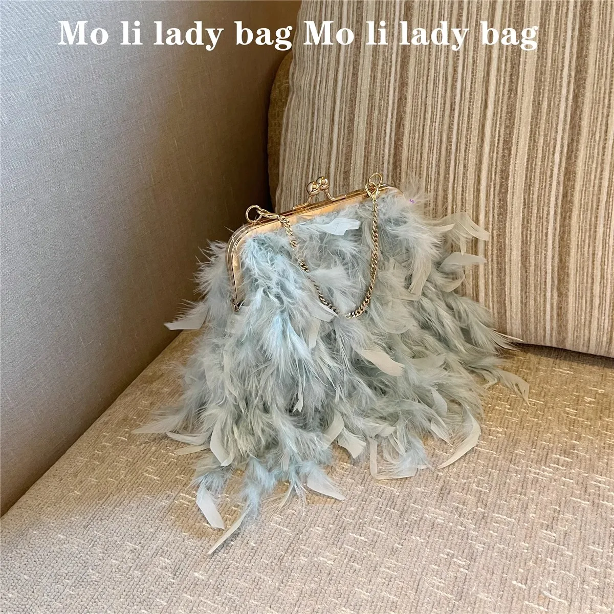 Women Handbag Fashion Exquisite Banquet Bag Ostrich Hair Satin Clutch Purse For Wedding Party Luxury Evening Bag Crossbody Bag
Women Handbag Fashion Exquisite Banquet Bag Ostrich Hair Satin Clutch Purse For Wedding Party Luxury Evening Bag Crossbody Bag
