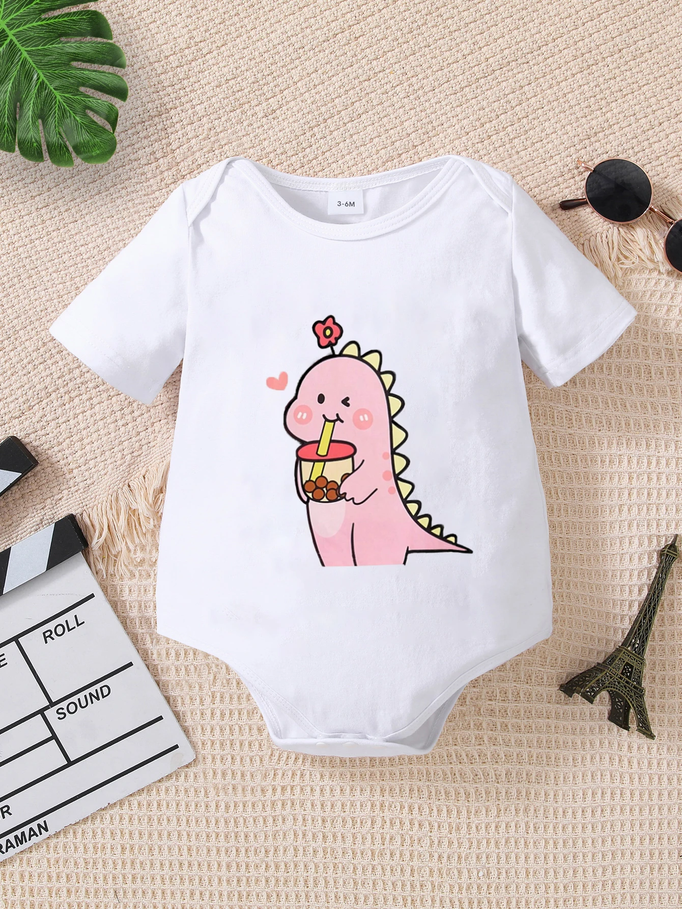 2024 New Summer Baby Cute Dinosaur Thin Short Sleeve Leisure and Entertainment jumpsuit
2024 New Summer Baby Cute Dinosaur Thin Short Sleeve Leisure and Entertainment jumpsuit