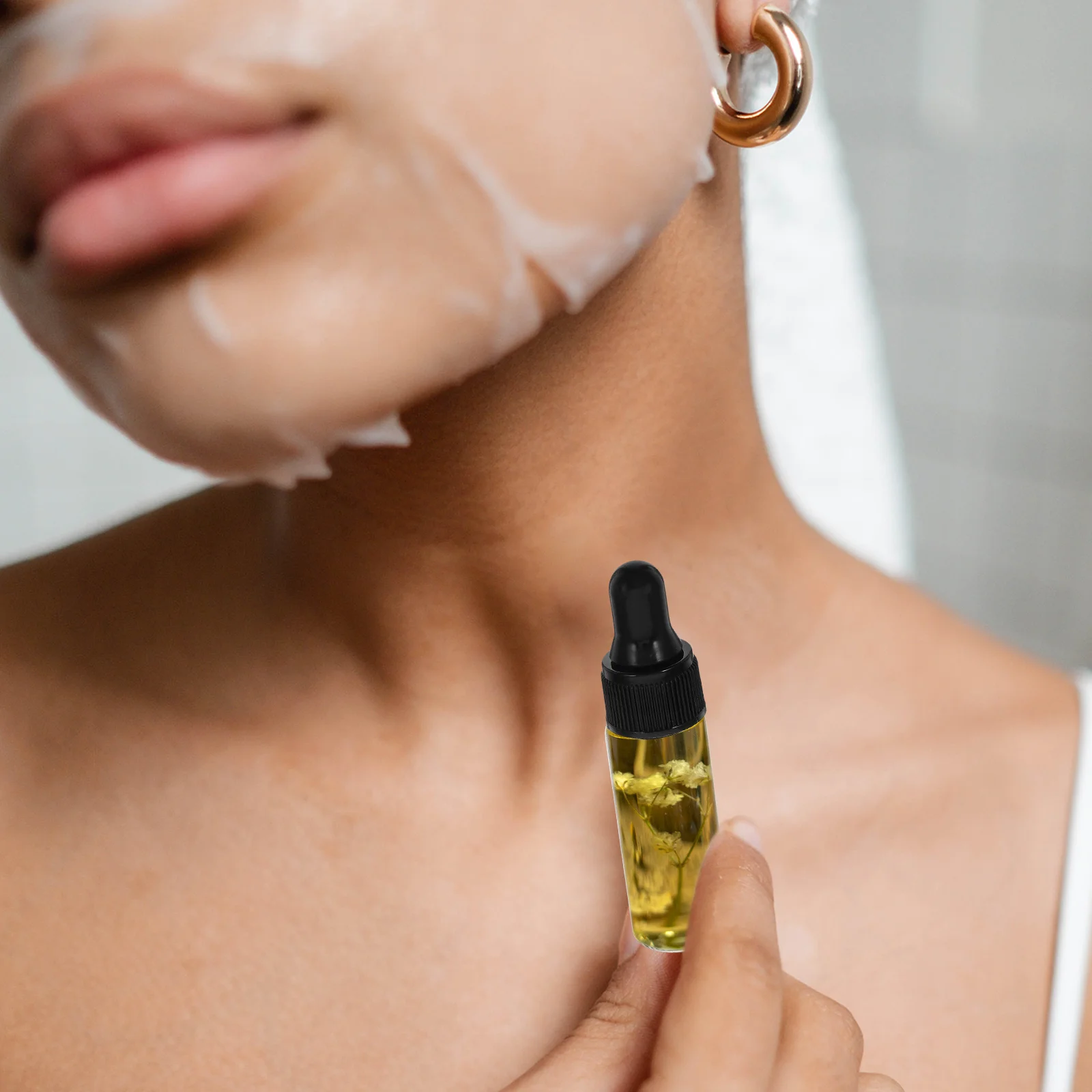 20Pcs Transparent Mini Dropper Bottles Leakproof Travel Containers for Perfume Essential Oils Sample Sample Dropper Bottles
20Pcs Transparent Mini Dropper Bottles Leakproof Travel Containers for Perfume Essential Oils Sample Sample Dropper Bottles