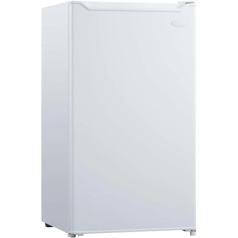 DCR033B1WM 3.3 Cu.t. Compact Rerigerator, Mini ridge with Chiller or Bar, Living Room, Den, Basement, Kitchen, or Dorm, White
DCR033B1WM 3.3 Cu.t. Compact Rerigerator, Mini ridge with Chiller or Bar, Living Room, Den, Basement, Kitchen, or Dorm, White
