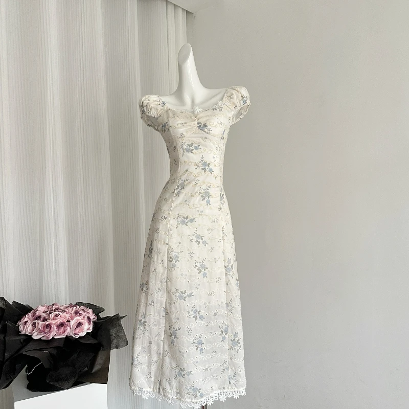 Love Floral Girl Dress Women New Waist Splicing Lace Square Collar Short Skirt Temperament Elegance High Quality and High Grade
Love Floral Girl Dress Women New Waist Splicing Lace Square Collar Short Skirt Temperament Elegance High Quality and High Grade