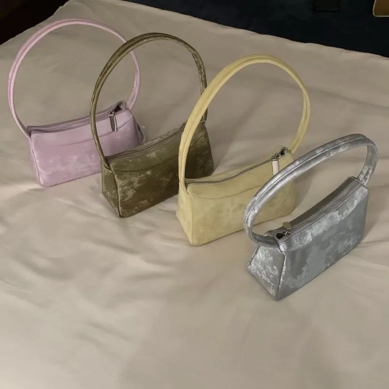 Новая китайская Повседневная винтажная женская сумка на одно плечо Tidefashion, элегантные сумочки для поездок, новинка 2024, шикарные кошельки, сумки
Новая китайская Повседневная винтажная женская сумка на одно плечо Tidefashion, элегантные сумочки для поездок, новинка 2024, шикарные кошельки, сумки