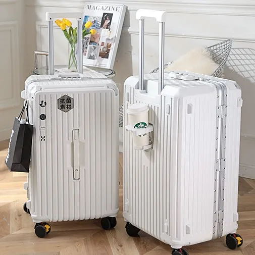 New Large Capacity Cup Holder Luggage Suitcase USB Charging Women Girl Carry-On Boarding Luggage Travel 20/24/26/28 inch
New Large Capacity Cup Holder Luggage Suitcase USB Charging Women Girl Carry-On Boarding Luggage Travel 20/24/26/28 inch