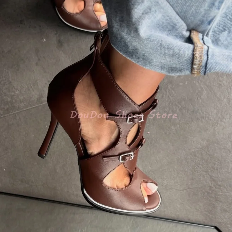 Solid Open Toe Back Zipper Multi-Buckle Stiletto Sandals Women Hollow Round Toe Thin High Heels Retro Trendy Street Style Shoes
Solid Open Toe Back Zipper Multi-Buckle Stiletto Sandals Women Hollow Round Toe Thin High Heels Retro Trendy Street Style Shoes
