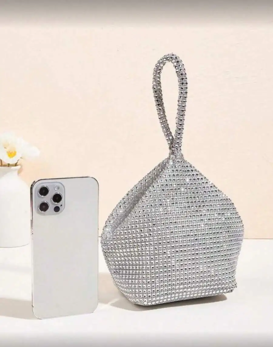 Rhinestone Bucket Bag Mini Drawstring Evening Clutch For Women Party Dinner
Rhinestone Bucket Bag Mini Drawstring Evening Clutch For Women Party Dinner