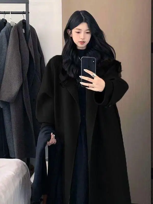 Women's Mid-Length Thiened Woolen Coat 2025 Autumn New Sle Korean Hepburn Sle Ele Personali Outerwear
Women's Mid-Length Thiened Woolen Coat 2025 Autumn New Sle Korean Hepburn Sle Ele Personali Outerwear