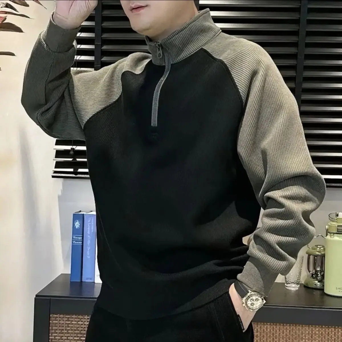 New Casual Autumn Winter Zipper Jacket Versatile Stand Collar Patchwork Fleece Sweatshirt Men's Slim Fit Base Layer
New Casual Autumn Winter Zipper Jacket Versatile Stand Collar Patchwork Fleece Sweatshirt Men's Slim Fit Base Layer