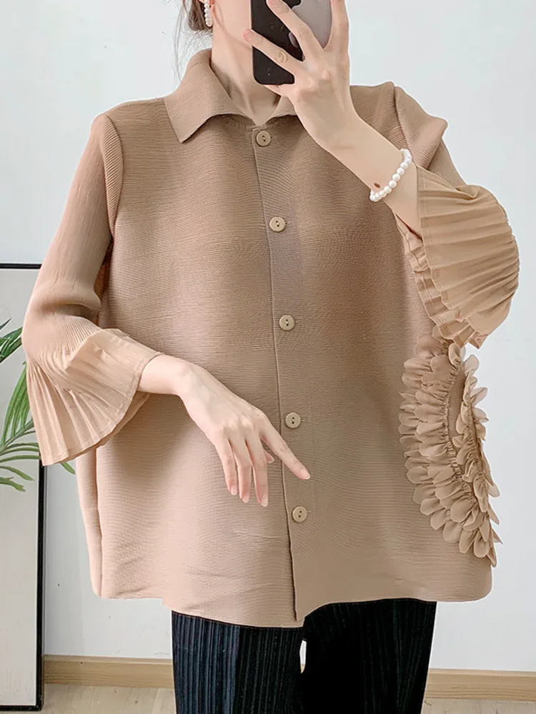 Women Pleated Blouse Fashion 3D Floral Beading Spliced Design Flare Sleeves Button Miyake Shirt Casual 2024 Autumn New
Women Pleated Blouse Fashion 3D Floral Beading Spliced Design Flare Sleeves Button Miyake Shirt Casual 2024 Autumn New