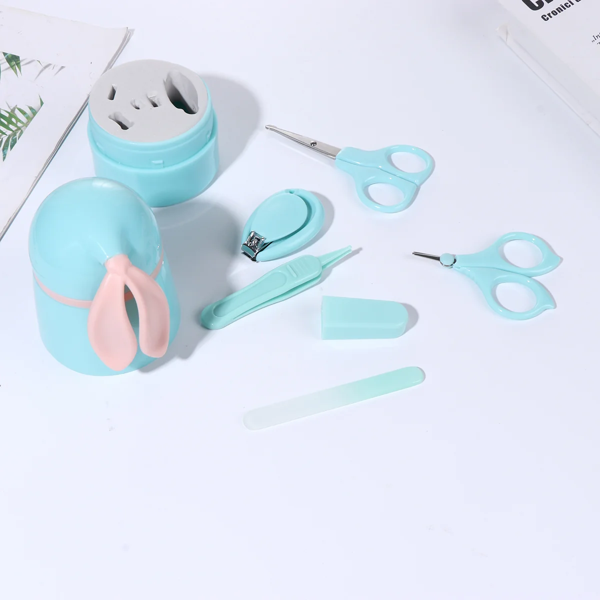 5Pcs Baby Nail Cutting Set Safe Durable Adorable Design Portable Lightweight Blue Baby Nail Clippers 
5Pcs Baby Nail Cutting Set Safe Durable Adorable Design Portable Lightweight Blue Baby Nail Clippers