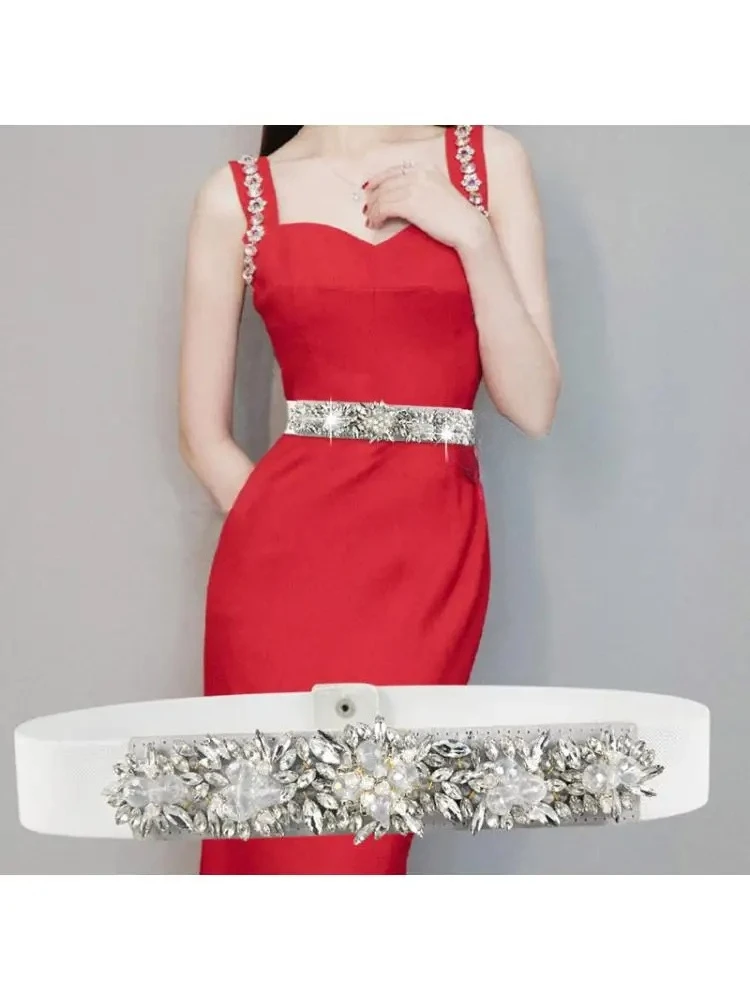 Дизайнерский пояс из камня для декора талии, элитный женский ремень для платья с кристаллами, инкрустированный, изысканный, яркий
Дизайнерский пояс из камня для декора талии, элитный женский ремень для платья с кристаллами, инкрустированный, изысканный, яркий