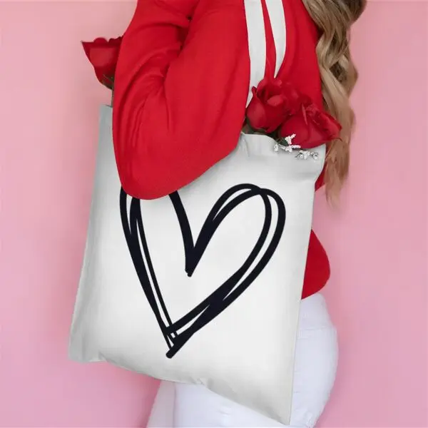 Simple Style Women's Love Heart Print Canvas Tote Bag Fashionable Valentine's Day Gift Reusable Shopper Bag
Simple Style Women's Love Heart Print Canvas Tote Bag Fashionable Valentine's Day Gift Reusable Shopper Bag
