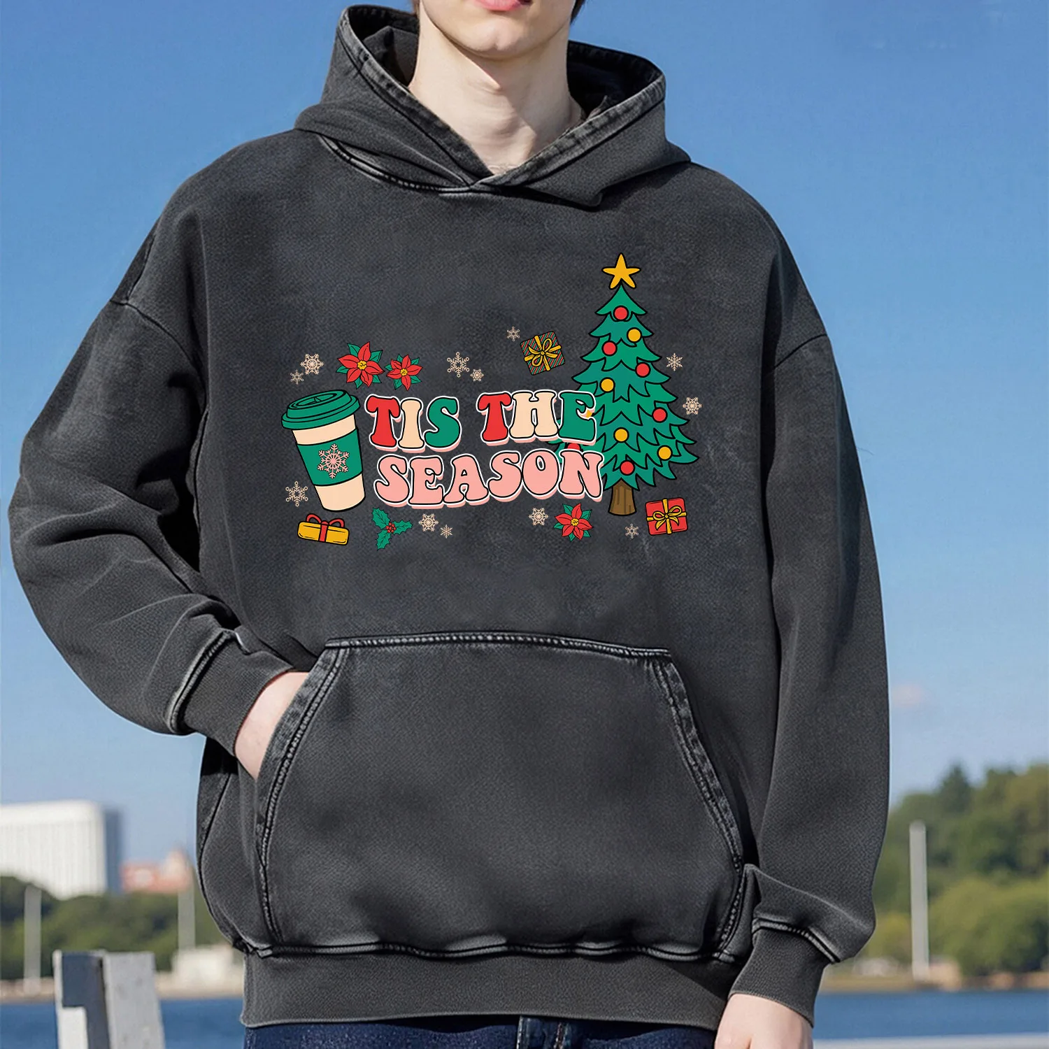 Рождественские украшения Ретро стираный узор Толстовка с капюшоном унисекс Повседневный спортивный стиль из чистого хлопка Уличный стиль 400 г
Рождественские украшения Ретро стираный узор Толстовка с капюшоном унисекс Повседневный спортивный стиль из чистого хлопка Уличный стиль 400 г