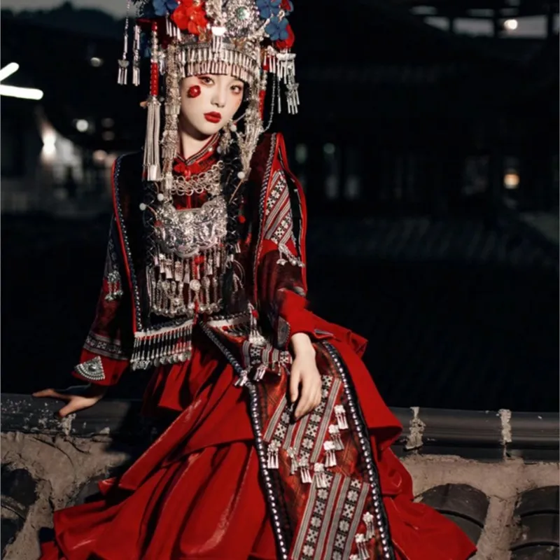 Drunken dress photo style red wind new exotic performance trip clothing photography
Drunken dress photo style red wind new exotic performance trip clothing photography