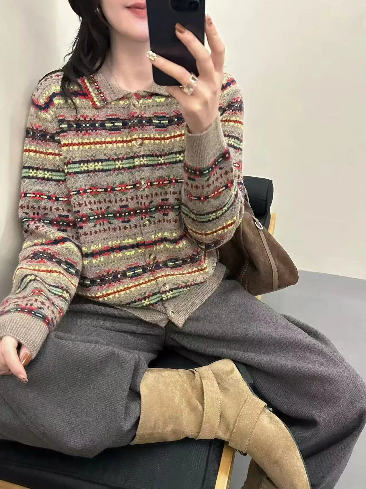 Hot Sale Women 100% Merino Wool Pullover Polo Collar Sweater Jacquard Color Matching Knitwear Cashmere Autumn Winter Soft Top
Hot Sale Women 100% Merino Wool Pullover Polo Collar Sweater Jacquard Color Matching Knitwear Cashmere Autumn Winter Soft Top