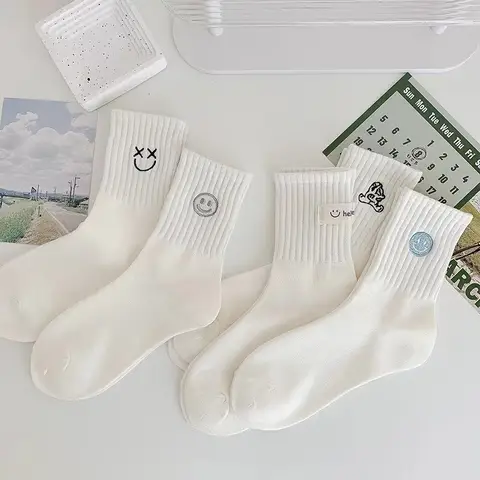 5 pairs Women's Simple Ins Style White Smiling Face Ankle Socks