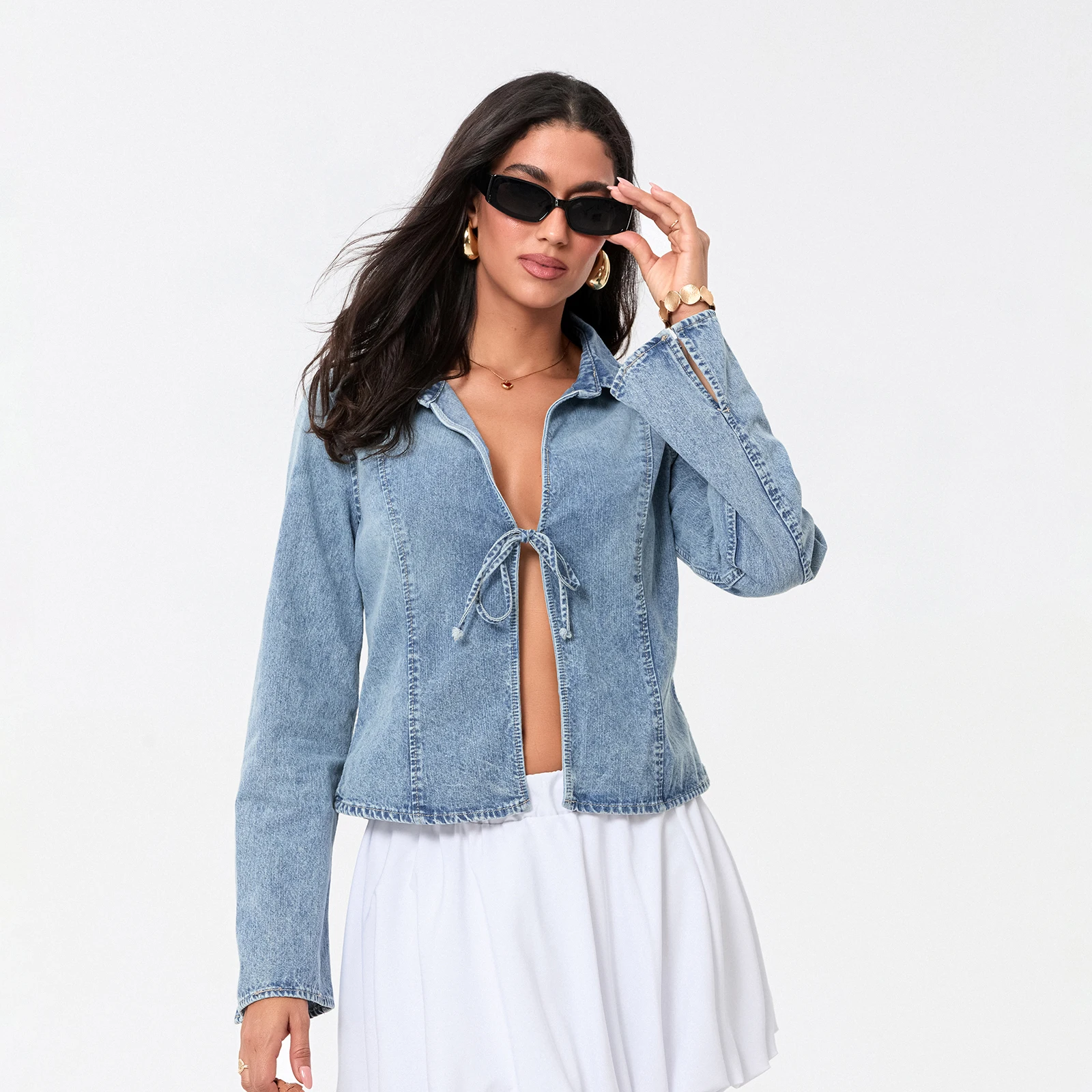 Autumn Winter Long Sleeve Denim Shirt Women Casual Solid Color Tie Front Tops Basic Blouses Streetwear Aesthetic Clothes
Autumn Winter Long Sleeve Denim Shirt Women Casual Solid Color Tie Front Tops Basic Blouses Streetwear Aesthetic Clothes