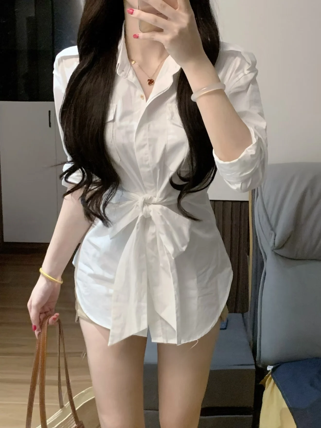 Korean Style Pure Cotton Long Sleeve Shirt Women's Skin-friendly Tie Waist Design Breathable Gold Button Casual Top
Korean Style Pure Cotton Long Sleeve Shirt Women's Skin-friendly Tie Waist Design Breathable Gold Button Casual Top
