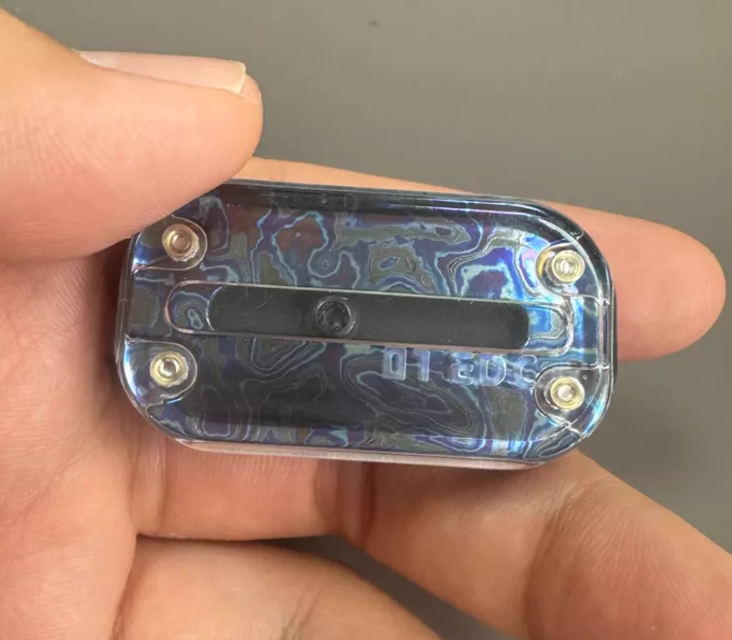 Used EDC 01 Zircuti liner fidget slider Decompression toys
Used EDC 01 Zircuti liner fidget slider Decompression toys