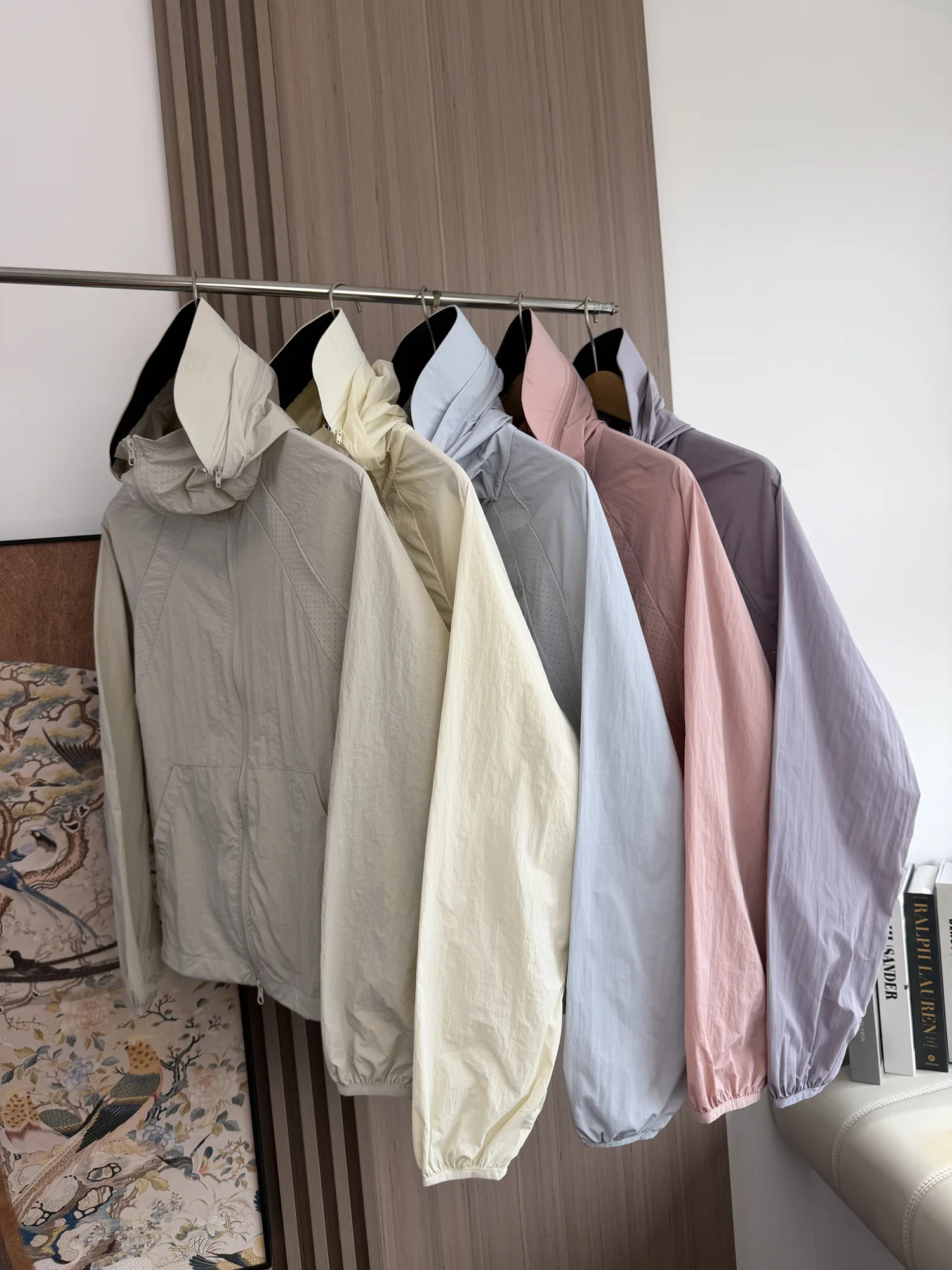 Ultra Lightweight Breathable Summer Mesh Splice Loose Fit Unisex Skin Ice Cool Low Saturation Mountain Series Jacket
Ultra Lightweight Breathable Summer Mesh Splice Loose Fit Unisex Skin Ice Cool Low Saturation Mountain Series Jacket