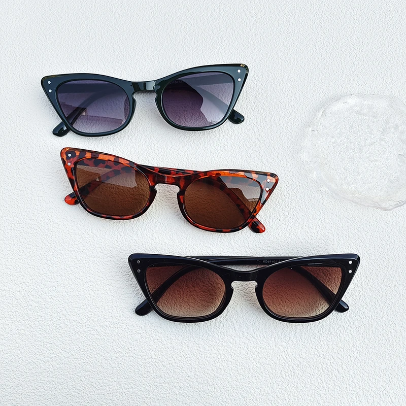 New Small Cat Eye Sunglasses Women Cute Skinny Cat Eye Eyewear Retro Vintage Narrow Cateye Sunglasses Set
New Small Cat Eye Sunglasses Women Cute Skinny Cat Eye Eyewear Retro Vintage Narrow Cateye Sunglasses Set